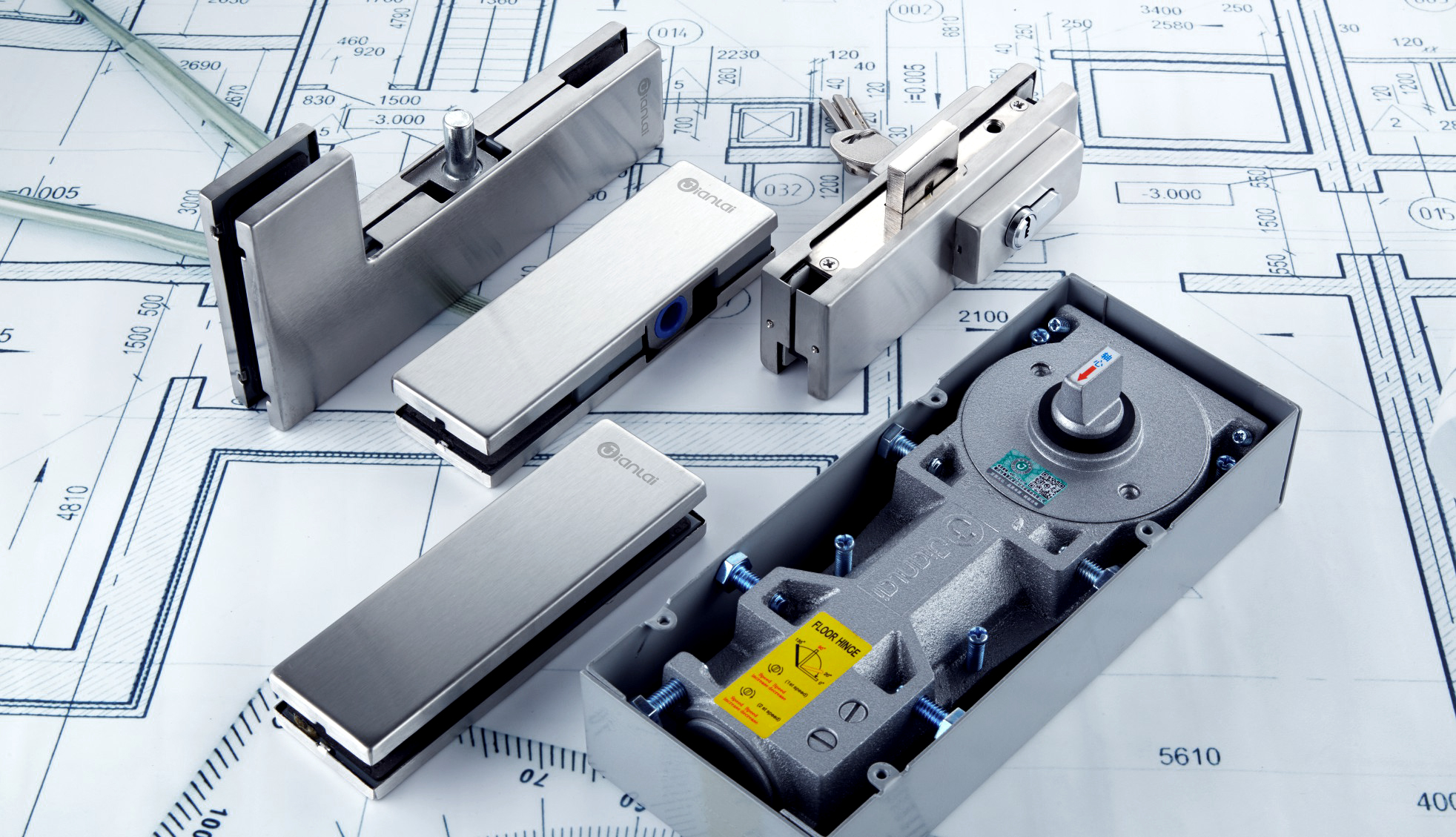 Vertikale Integration in Glasbeschläge: Wie die hauseigenen Linien von Jianlai nahtlose Kompatibilität gewährleisten